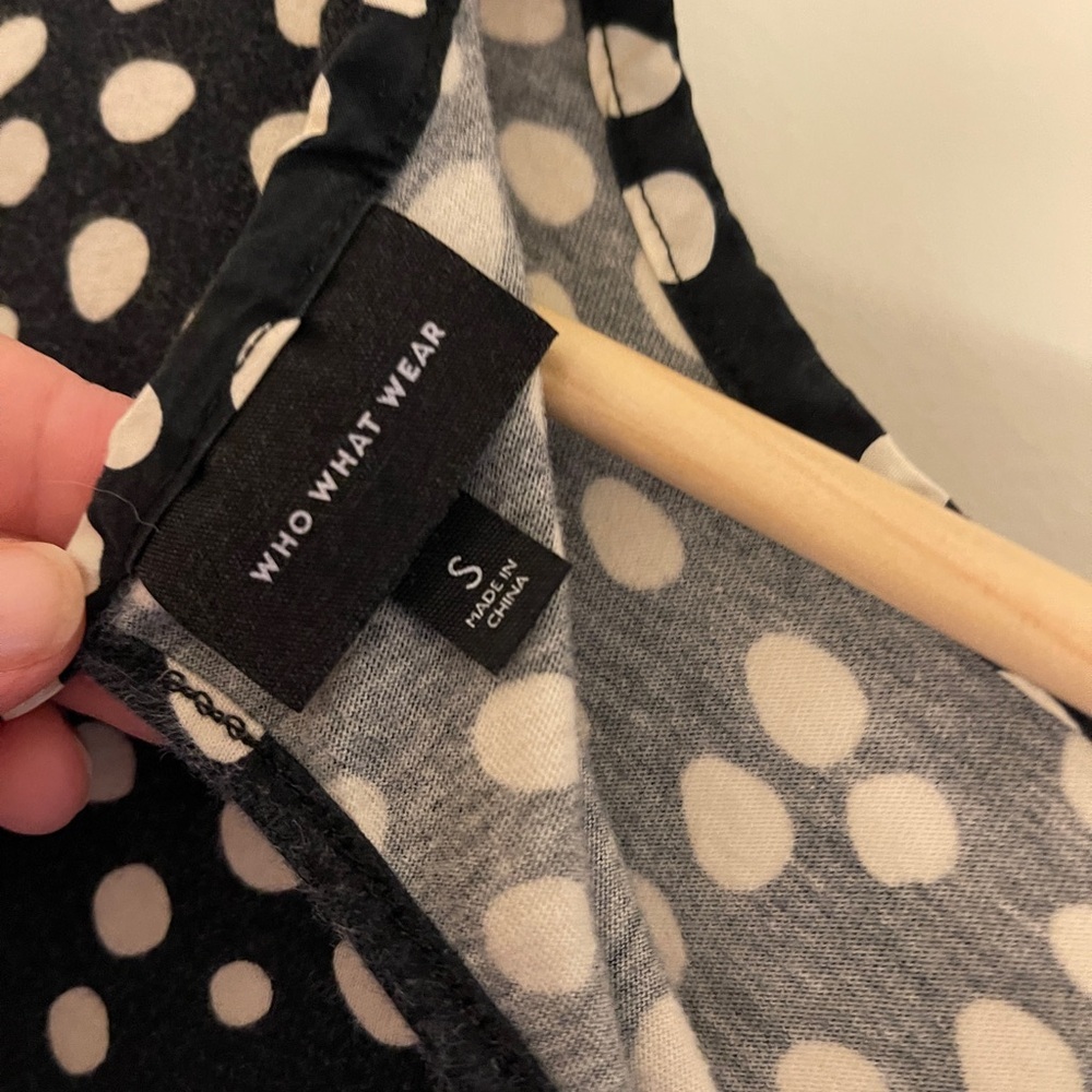 Who‎ What Wear Black and White Polka Dot Blouse - Picture 3 of 4